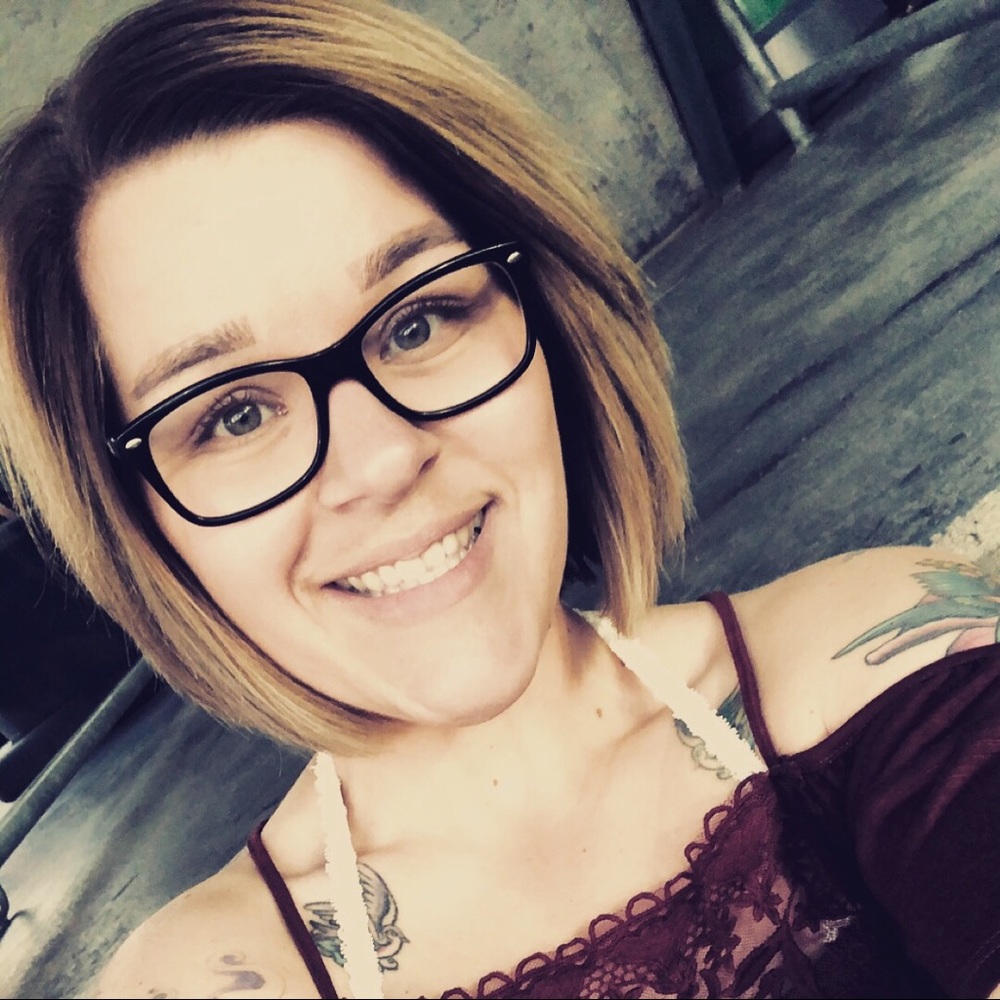 Meet your Posher, Renee